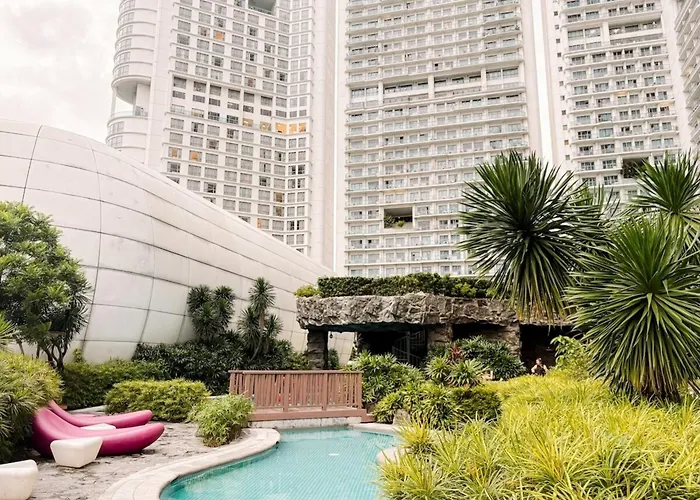 酒店 The Residences At Acqua 马尼拉