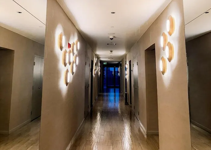The Residences At Acqua 酒店