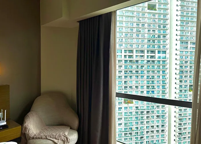 酒店 The Residences At Acqua 马尼拉