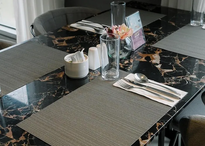 The Residences At Acqua 酒店 *